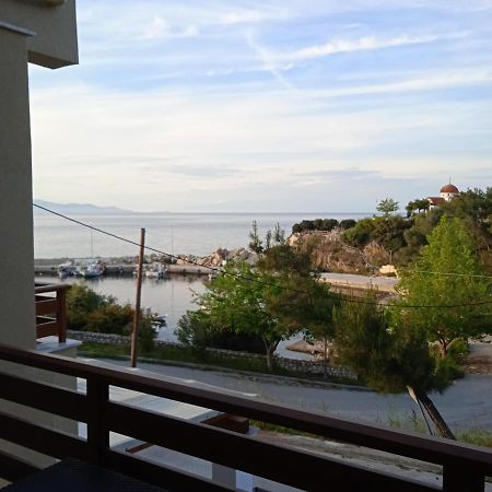 Porto Athos Apartments Nea Roda Bagian luar foto